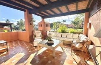 Eladó Spanyolországi tégla lakás hirdetés (77436937)