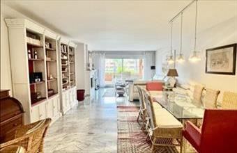 Eladó Spanyolországi tégla lakás hirdetés (77436937)