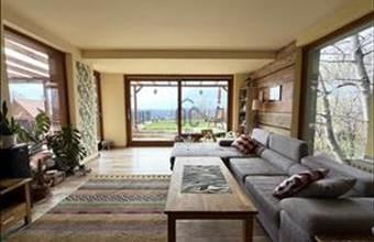 Eladó Budakeszi tégla lakás hirdetés (77244457)