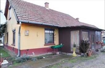 Eladó Tápiószelei családi ház hirdetés (49255132)