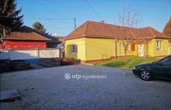 Eladó Budapest XXI. kerületi családi ház hirdetés (73649339)