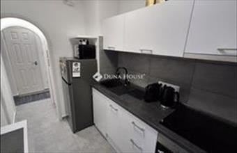 Eladó Budapest XVIII. kerületi csúsztatott zsalus lakás hirdetés (49141978)