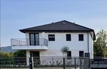 Eladó Budapest III. kerületi ikerház hirdetés (43919974)