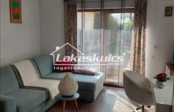 Eladó Balatonkenesei tégla lakás hirdetés (86723342)