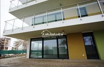 Eladó Siófoki tégla lakás hirdetés (75847747)