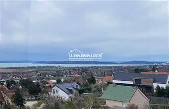 Eladó Csopaki családi ház hirdetés (97343595)