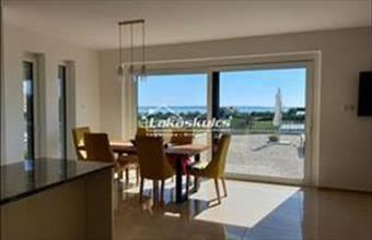 Eladó Alsóörsi családi ház hirdetés (93352343)