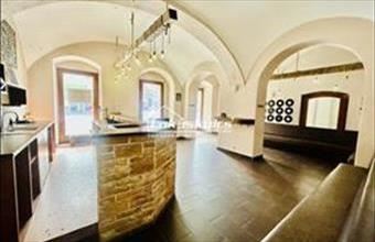 Kiadó Veszprémi egyéb üzlethelyiség hirdetés (53632397)