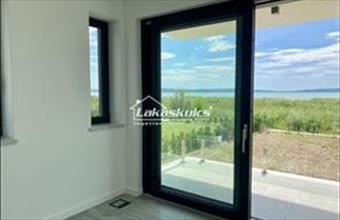 Eladó Balatonakali tégla lakás hirdetés (59358814)