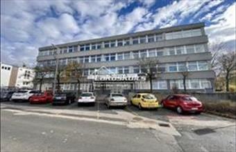 Kiadó Veszprémi iroda irodaházban hirdetés (33747687)