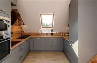 Eladó Balatongyöröki tégla lakás hirdetés (49739282)