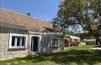 Eladó Vöröstói családi ház hirdetés (62549357)