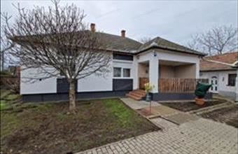 Eladó Jászkiséri családi ház hirdetés (46322986)