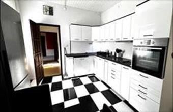 Eladó Székesfehérvári családi ház hirdetés (18393434)