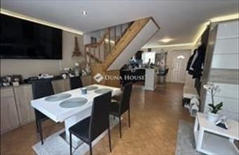 Eladó Újlengyeli sorház hirdetés (95577485)