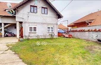 Eladó Mezőkeresztesi tégla lakás hirdetés (33234536)