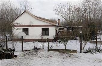 Eladó Jászberényi tanya hirdetés (78795149)