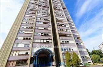 Eladó Gyöngyösi csúsztatott zsalus lakás hirdetés (55785363)