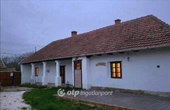 Eladó Feldebrői családi ház hirdetés (24683783)