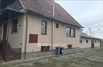 Eladó Domoszlói családi ház hirdetés (92894433)