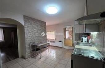 Eladó Tápiószecsői családi ház hirdetés (38822736)