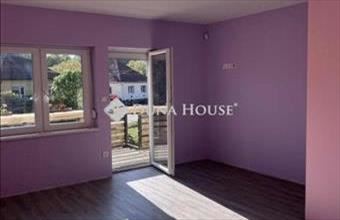 Eladó Úri családi ház hirdetés (74394422)