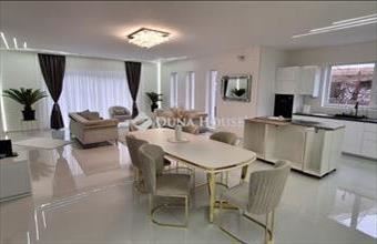 Eladó Budakalászi családi ház hirdetés (76437854)