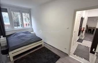 Eladó Budapest XVIII. kerületi csúsztatott zsalus lakás hirdetés (18463675)