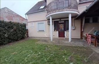 Eladó Soproni tégla lakás hirdetés (49442941)