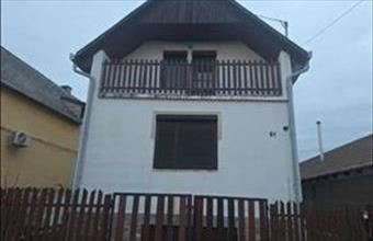 Eladó Arnóti családi ház hirdetés (17973637)