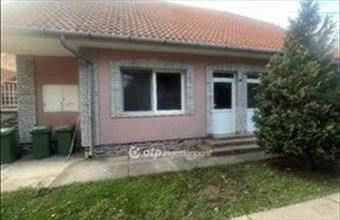 Eladó Abonyi családi ház hirdetés (69933358)