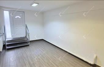 Kiadó Miskolci üzlethelyiség utcafronton hirdetés (42647244)