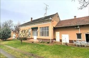 Eladó Nagykőrösi családi ház hirdetés (92678943)