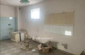 Eladó Kőröstetétleni családi ház hirdetés (75452637)