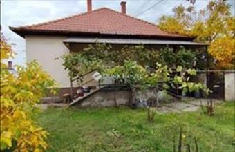 Eladó Izsáki családi ház hirdetés (36336384)