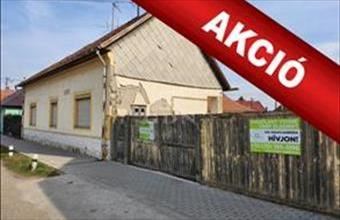 Eladó Polgári családi ház hirdetés (44484239)