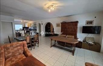 Eladó Alsóörsi családi ház hirdetés (31874413)