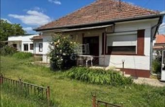 Eladó Tököli családi ház hirdetés (44155235)