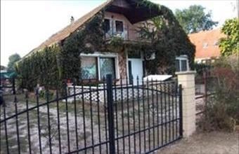 Eladó Táborfalvai családi ház hirdetés (43333355)