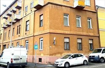 Eladó Pécsi egyéb lakás hirdetés (78737153)