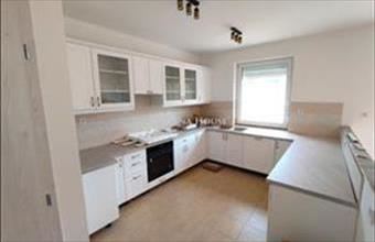 Eladó Erdőkertesi ikerház hirdetés (32843774)