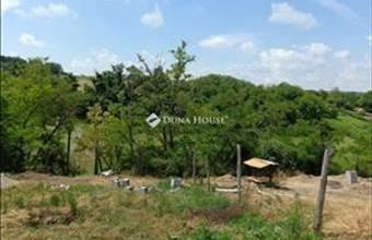 Eladó Valkói lakóövezeti telek hirdetés (44549574)