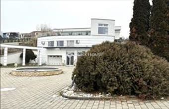 Eladó Budapest III. kerületi tégla lakás hirdetés (23852826)