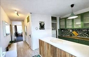 Eladó Budapest III. kerületi csúsztatott zsalus lakás hirdetés (64138884)