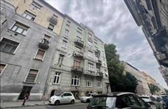 Kiadó Budapest VI. kerületi üzlethelyiség utcafronton hirdetés (43374786)