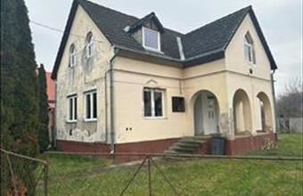 Eladó Komorói családi ház hirdetés (82976443)