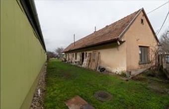 Eladó Székesfehérvári családi ház hirdetés (34728448)