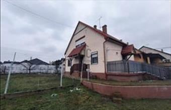 Eladó Debreceni családi ház hirdetés (45842563)