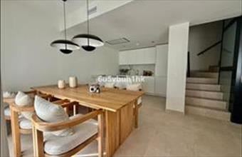 Eladó Spanyolországi sorház hirdetés (88439168)