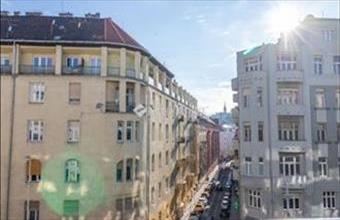 Eladó Budapest II. kerületi tégla lakás hirdetés (71832683)